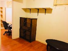 Room for rent in Crescent Heights NW - Photo 2