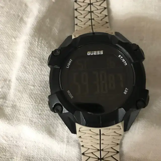 Montre neuve Guess pour homme