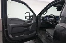 2023 Ford F-150 XLT Lane Keep Assist, Rearview Camera, Chrome St - Photo 20