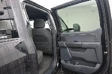 2023 Ford F-150 XLT Lane Keep Assist, Rearview Camera, Chrome St - Photo 28