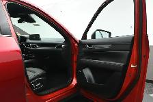 2024 Mazda CX-5 Signature Fully Loaded! Leather, Sunroof, Apple/ - Photo 35