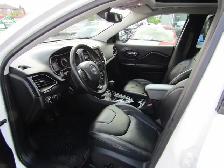2019 Jeep Cherokee Trailhawk Elite 4x4|Leather|PanoRoof|B.Camera - Photo 13