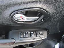 2019 Jeep Cherokee Trailhawk Elite 4x4|Leather|PanoRoof|B.Camera - Photo 14