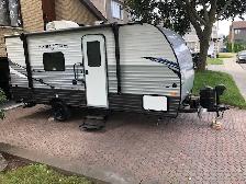 ROULOTTE AVENGER 2021 -EXCELLENTE CONDITION - Photo 3