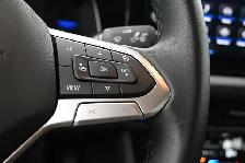 2025 Volkswagen Jetta COMFORTLINE 902-466-9550 Apple CarPlay/And - Photo 14