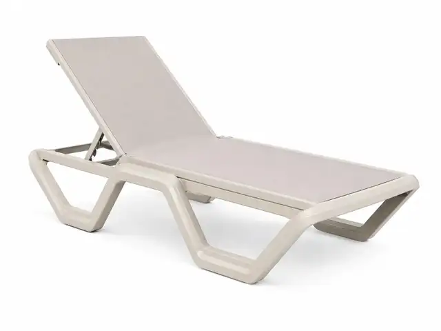 S.Cab Design Adjustable Chaise Lounge