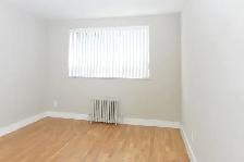 renovated one bedroom, - ID 107 - Photo 15