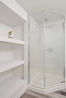 P3 AP6 - 3 BEDROOMS – FULLY FURNISHED | ALL UTILITIES INCLUDED - Photo 18