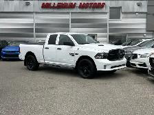 2022 Ram 1500 Classic CLASSIC EXPRESS QUAD CAB 4X4/NAVIGATION/BA - Photo 5