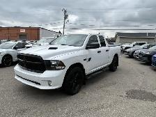 2022 Ram 1500 Classic CLASSIC EXPRESS QUAD CAB 4X4/NAVIGATION/BA - Photo 11