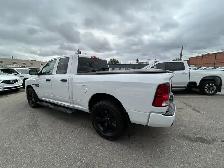 2022 Ram 1500 Classic CLASSIC EXPRESS QUAD CAB 4X4/NAVIGATION/BA - Photo 15