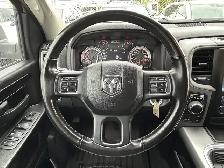 2022 Ram 1500 Classic CLASSIC EXPRESS QUAD CAB 4X4/NAVIGATION/BA - Photo 26