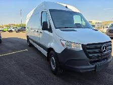 2025 Mercedes-Benz Sprinter Cargo Van - Photo 3