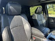 2018 Ram 3500 Limited 4x4 Mega Cab Cummins Diesel Pickup - Photo 47