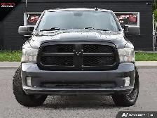 2021 Ram 1500 Classic Express 4x4 Crew Cab 5'7' Box | NO ACCIDEN - Photo 2