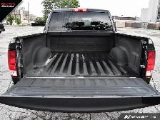 2021 Ram 1500 Classic Express 4x4 Crew Cab 5'7' Box | NO ACCIDEN - Photo 11
