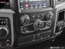2021 Ram 1500 Classic Express 4x4 Crew Cab 5'7' Box | NO ACCIDEN - Photo 20