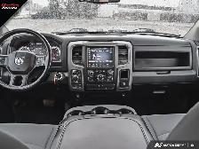 2021 Ram 1500 Classic Express 4x4 Crew Cab 5'7' Box | NO ACCIDEN - Photo 26
