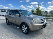 2009 Honda Pilot Touring 4WD | Fully Loaded, Back Cam, Sunroof - Photo 3