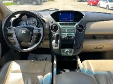 2009 Honda Pilot Touring 4WD | Fully Loaded, Back Cam, Sunroof - Photo 12
