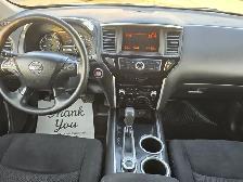 2014 Nissan Pathfinder S | 4WD, Low KM - Photo 11