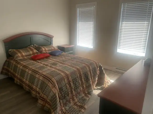 chambre a louer  en banlieue de saint Georges Est