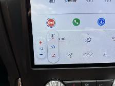 2024 Ford Edge ST AWD | No Accidents | Heated Steering Wheel - Photo 34