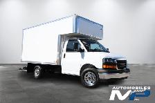 GMC Savana CUBE 12 PIEDS   DECK AVANT ROUE SIMPLE / 6.6 LITRES / - Photo 2