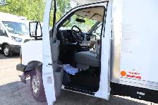 GMC Savana CUBE 12 PIEDS   DECK AVANT ROUE SIMPLE / 6.6 LITRES / - Photo 15