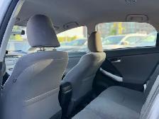 2014 Toyota Prius 5dr HB LOWEST KM IN CANADA | NO ACCIDENT - Photo 16
