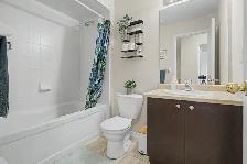 For Rent - 3 beds 3 bath - Photo 2
