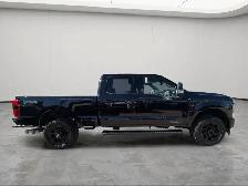 2026 Ford Super Duty F-350 SRW XLT - Photo 9