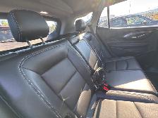 2022 GMC Terrain SLT AWD SUNROOF SLT TRIM - Photo 13