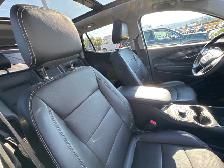 2022 GMC Terrain SLT AWD SUNROOF SLT TRIM - Photo 15