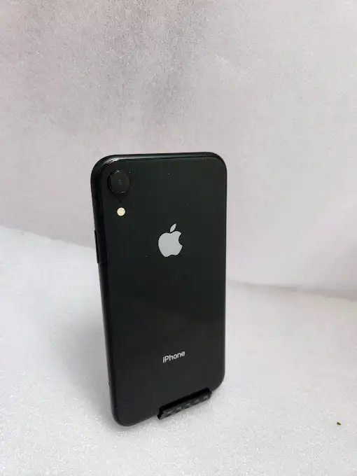 iPhone XR 64gb Black 85%bh W/Charger 3 Months Warranty