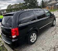 2011 Dodge Grand Caravan - Photo 2