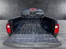2024 GMC Canyon - Photo 12