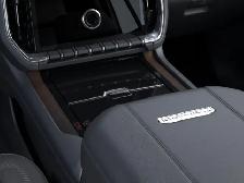 2026 GMC Yukon Denali - Photo 25