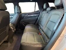 2027 GMC Terrain AWD AT4 - Photo 10