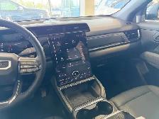 2027 GMC Terrain AWD AT4 - Photo 17