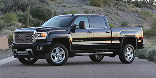 2017 GMC Sierra 2500HD Denali | 6.6L DURAMAX | SUNROOF | VENTED
