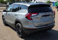 2024 GMC Terrain SLE AWD - Photo 3