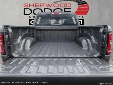2026 Ram 1500 Express Crew Cab 4WD - Photo 6