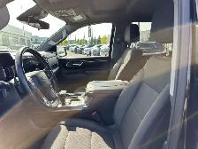 2024 Chevrolet Silverado 1500 LT - Photo 5