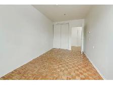 Ahuntsic-Est, 4½, 2 ch fermées, style condo pour 50 ans et - Photo 9