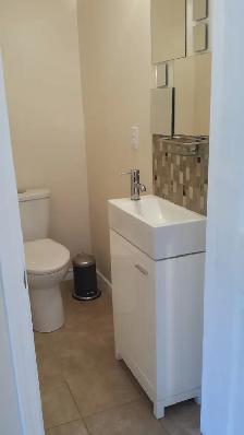New and stylish two/one bedroom suite. - Photo 3