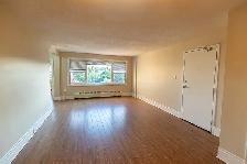2 Bedroom Upper unit With AC & Zebra Blinds - Photo 3
