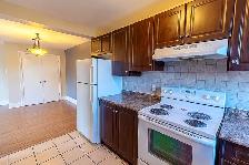 2 Bedroom Upper unit With AC & Zebra Blinds - Photo 4