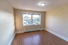 2 Bedroom Upper unit With AC & Zebra Blinds - Photo 7