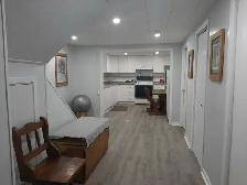 Bright and Spacious Room for Male  (Warden & Ellesmere) - Photo 2